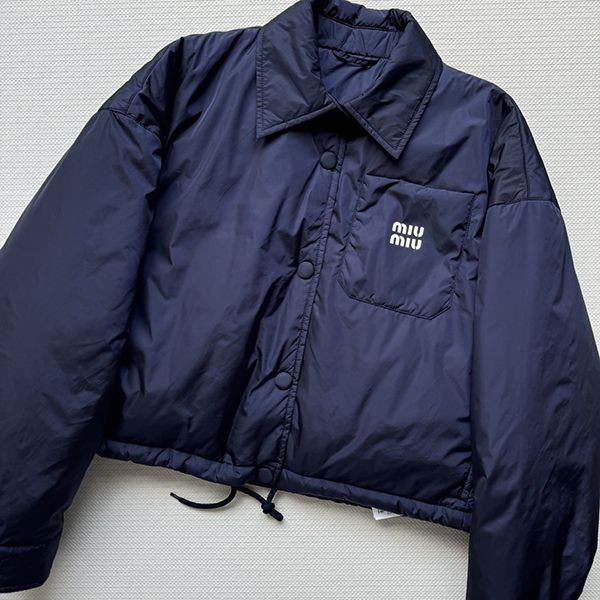 ギフトに最適《ミュウミュウ》 ロゴ カラー パディー ジャケット コピー ML954